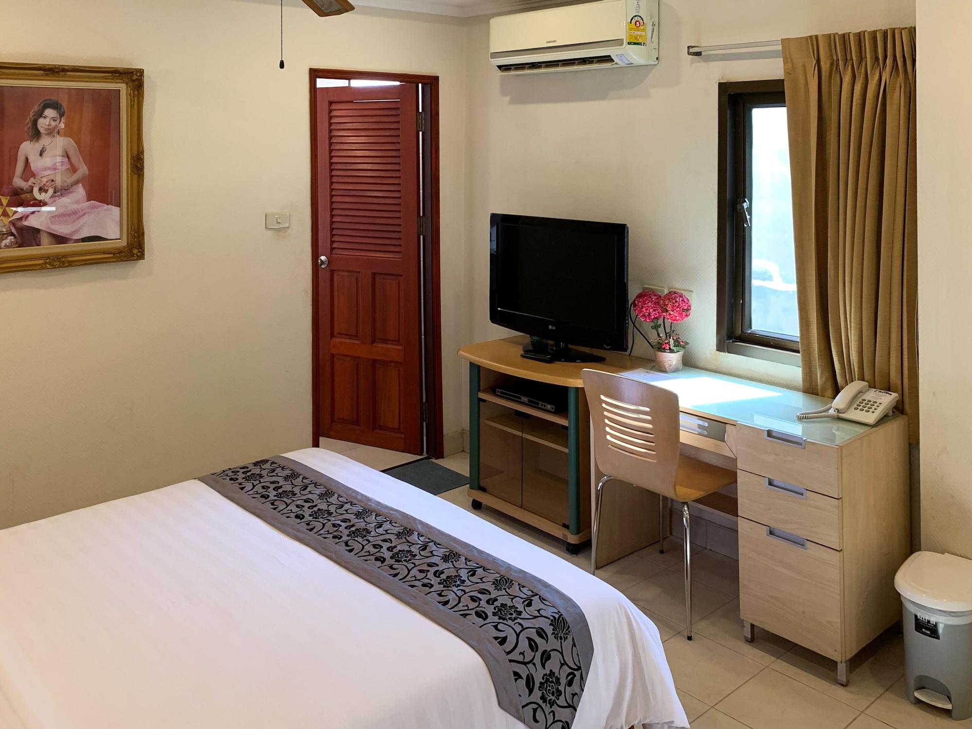 The Classroom Hotel Pattaya Zewnętrze zdjęcie